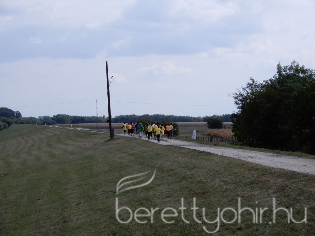 Mezei futóbajnokság Berettyóújfaluban 60